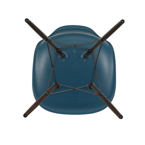 Cadeira Eames em Plástico DSW / Base dark maple